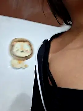 chloebrownn03 online show from 11-02-25, 09:39