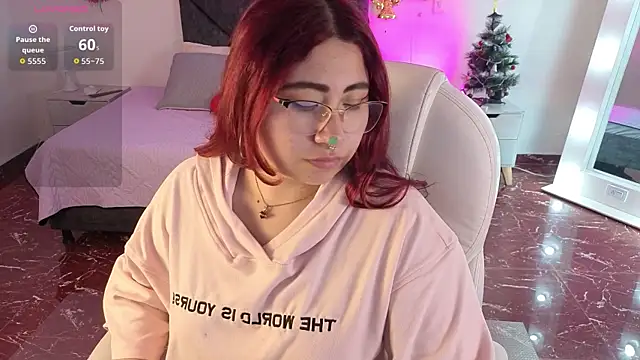 littlee red online show from 12-22-25, 09:01