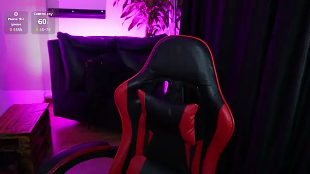 littlee red online show from 01-18-26, 09:51