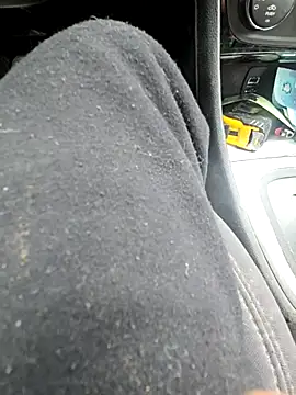 Snapshot of Sexecochon chatting on 10-31-25, 05:25 Sexecochon online show from 10-31-25, 05:25