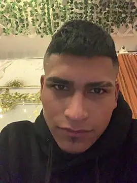 Emiliano Reyes online show from 06-06-26, 12:27