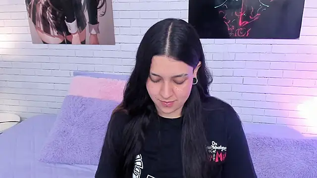 Zoe Murphy online show from 11-29-25, 06:27