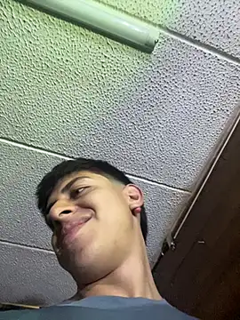 motomotoboy online show from 04-17-26, 09:51