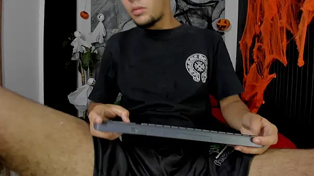 Alan-Smith1 online show from 10-21-25, 07:47