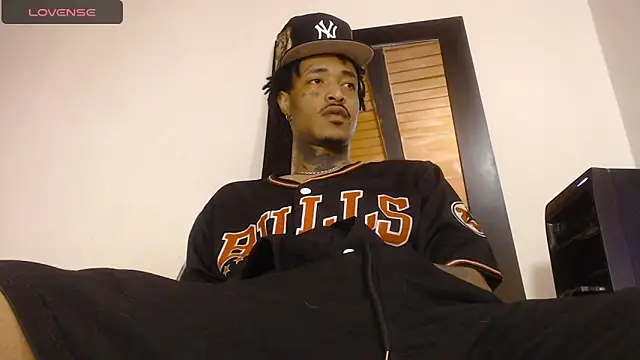 Anaconda larga online show from 06-12-26, 12:15