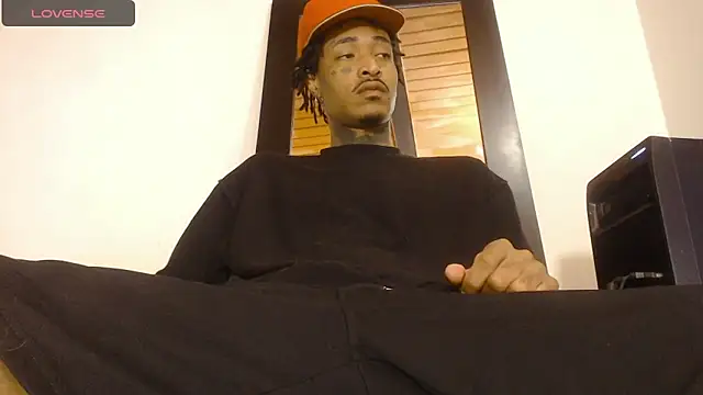 Anaconda larga online show from 06-14-26, 01:02