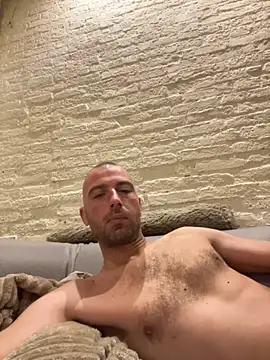 Rotteei1 online show from 10-26-25, 06:52