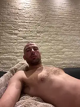 Rotteei1 online show from 11-15-25, 07:16