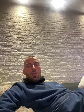 Rotteei1 online show from 11-18-25, 05:39