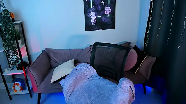 fairy tara online show from 11-19-25, 05:51