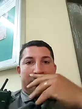 Snapshot of peladowisk chatting on 11-18-25, 04:55 peladowisk online show from 11-18-25, 04:55