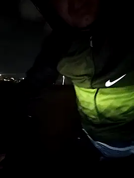 Snapshot of peladowisk chatting on 11-20-25, 12:00 peladowisk online show from 11-20-25, 12:00