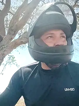 Snapshot of peladowisk chatting on 12-01-25, 02:11 peladowisk online show from 12-01-25, 02:11