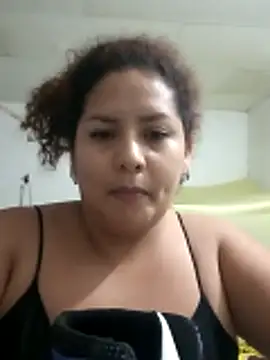 chikis12  online show from 11-26-25, 05:19