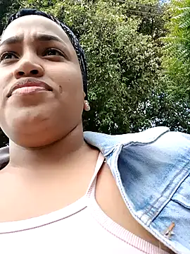 NahomiWalker  online show from 01-31-26, 07:23