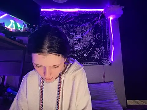 Thedeepwebcutie online show from 07-05-26, 04:30