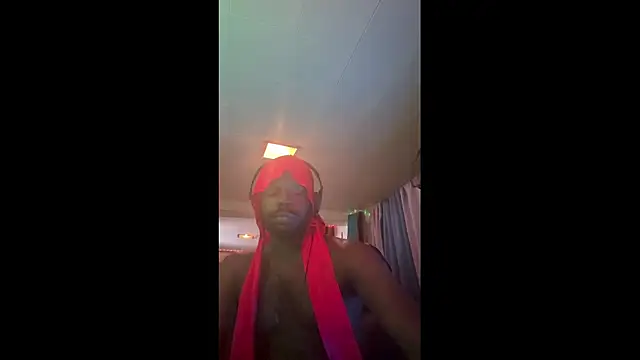 Snapshot of misterincred chatting on 11-28-25, 06:43 misterincred online show from 11-28-25, 06:43