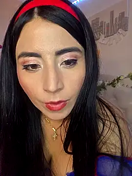 Snapshot of sofialinda01 chatting on 10-24-25, 03:58 sofialinda01 online show from 10-24-25, 03:58