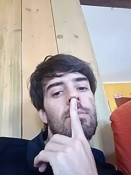 Snapshot of el_shebi chatting on 11-10-25, 11:20 el shebi online show from 11-10-25, 11:20