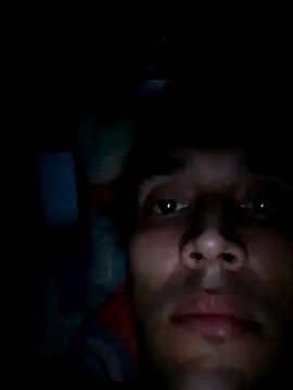 Snapshot of Damianpq chatting on 10-19-25, 04:57 Damianpq online show from 10-19-25, 04:57