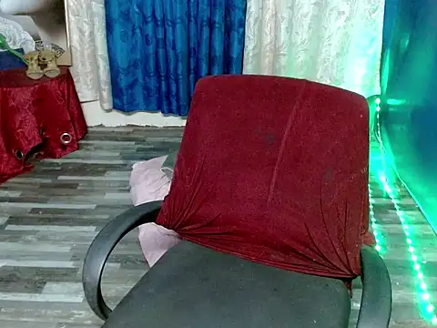 pretty petite asian143 online show from 04-06-26, 01:34