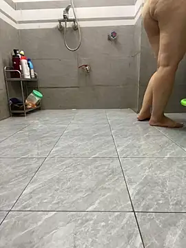 HinayLa online show from 06-10-26, 03:00