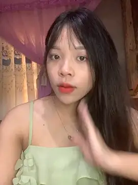 Duck dona online show from 10-27-25, 09:35