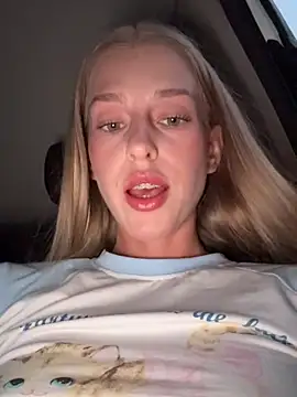 kira mia online show from 03-01-26, 03:14