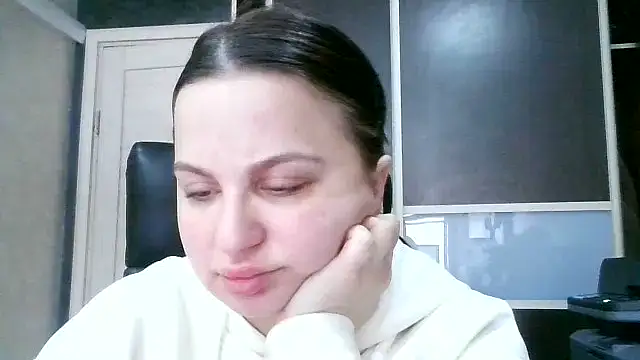 Denalynn online show from 03-01-26, 01:29