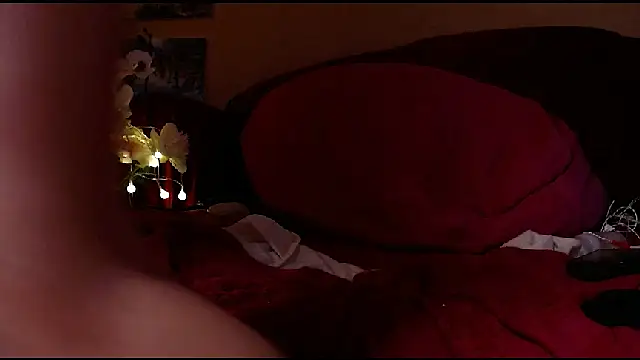 Snapshot of GloriaUpperLove chatting on 03-03-25, 12:48 GloriaUpperLove online show from 03-03-25, 12:48