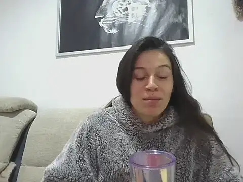 roma22honey online show from 10-19-25, 05:57
