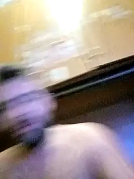 Snapshot of Camionista121998 chatting on 10-26-25, 05:19 Camionista121998 online show from 10-26-25, 05:19