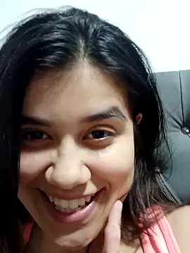 Snapshot of Thais_jhadav chatting on 10-20-25, 12:55 Thais jhadav online show from 10-20-25, 12:55