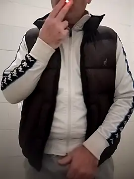 Romaeterna  online show from 01-12-26, 06:46