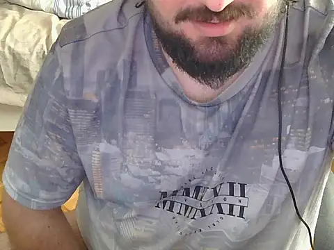 Snapshot of moneyman_11 chatting on 06-15-26, 09:11 moneyman 11 online show from 06-15-26, 09:11