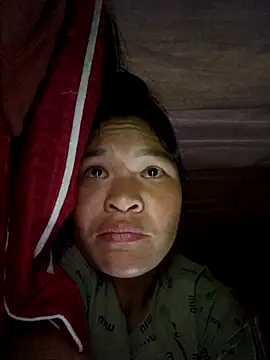 chipu06 online show from 10-28-25, 08:33