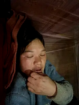 chipu06 online show from 01-12-26, 04:23