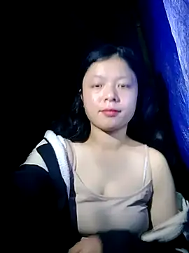 lisa-bae00 online show from 11-04-25, 10:42