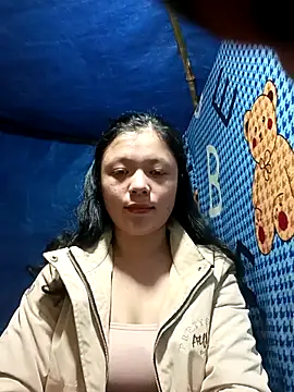 lisa-bae00 online show from 11-20-25, 10:15