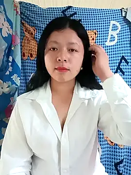 lisa-bae00 online show from 05-11-26, 12:38