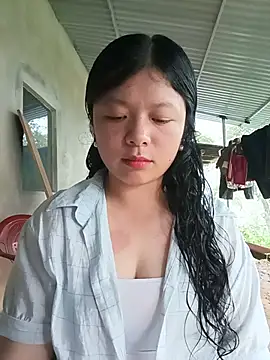 lisa-bae00 online show from 05-16-26, 10:36