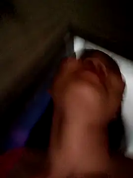 Bear bear0 online show from 04-18-26, 12:47