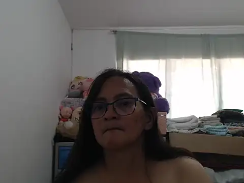 Snapshot of Kinkybela2025 chatting on 10-26-25, 05:46 Kinkybela2025 online show from 10-26-25, 05:46