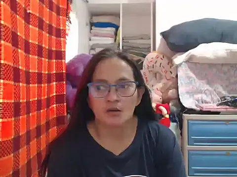 Kinkybela2025 online show from 11-27-25, 03:30