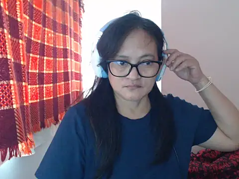 Kinkybela2025 online show from 05-15-26, 11:23