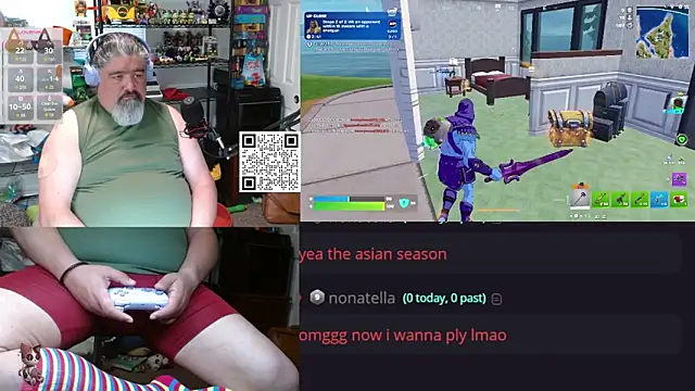 Snapshot of geekycastillo chatting on 06-28-26, 03:01 geekycastillo online show from 06-28-26, 03:01