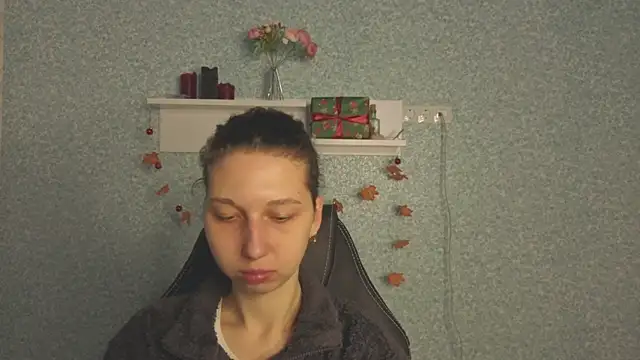 CuteEllii online show from 01-06-26, 05:22