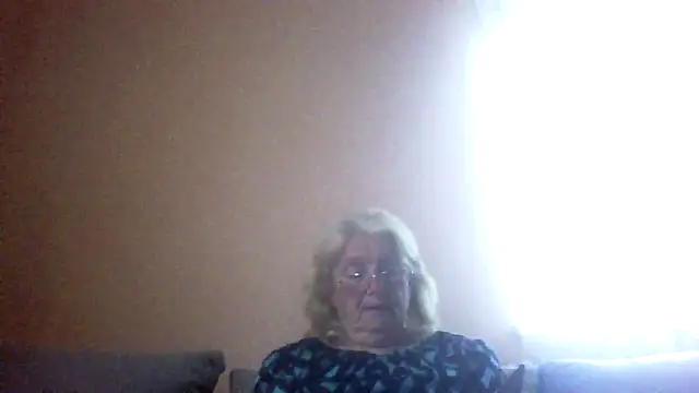 AmyLove353 online show from 05-09-26, 04:39