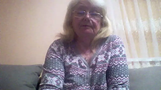 AmyLove353 online show from 05-17-26, 09:00