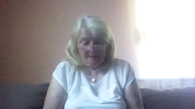 AmyLove353 online show from 05-20-26, 03:34